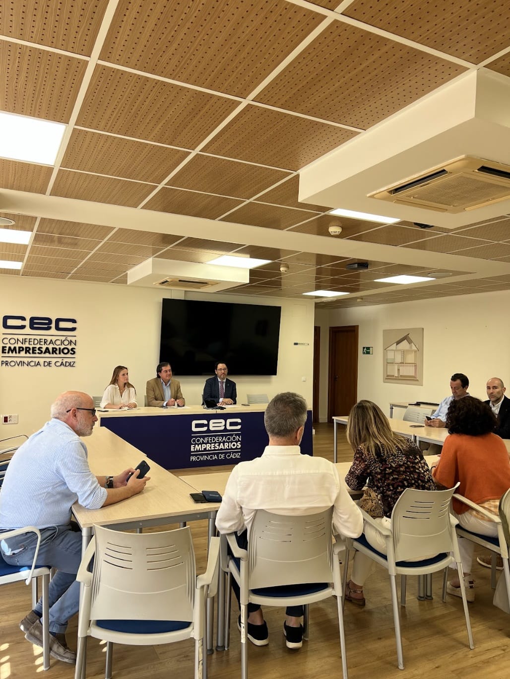 VERINSUR participa en la Comisión de Desarrollo Sostenible y Medio Ambiente de la CEC